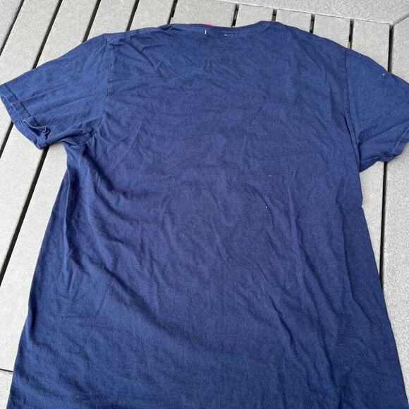 Super Mario Men's size L , short sleeve, crewneck T-shirt . Navy - Picture 3 of 3